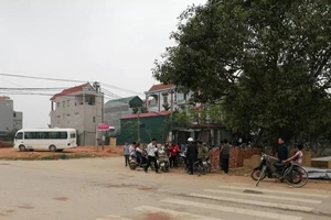 Xe tăng tốc trước khi tông đoàn đưa đám ma làm 7 người chết