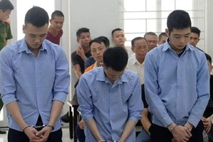 4 người trộm chó thay nhau hiếp dâm 2 thiếu nữ