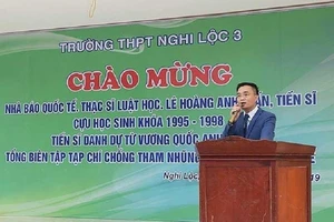 Bộ GD&ĐT lên tiếng về bằng đại học của 'nhà báo quốc tế'