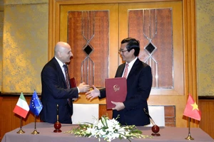 Bộ Giáo dục xem xét dạy thí điểm tiếng Italia ở trường THPT