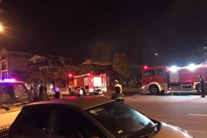 Cháy nhà hàng, 4 người chết thảm