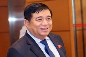 Bộ trưởng Kế hoạch đầu tư âm tính với COVID-19