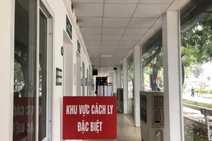 Cô gái về Việt Nam bằng máy bay riêng dương tính COVID-19 