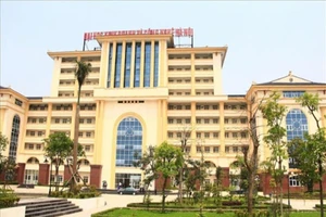 Hàng loạt sai phạm ở trường ĐH Kinh doanh và Công nghệ Hà Nội