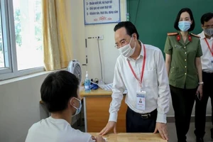 Bộ trưởng Nhạ: 'Dù hoàn cảnh nào cũng phải thi nghiêm túc'