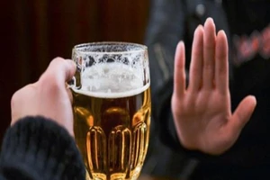 Từ 15-11, lôi kéo người khác uống bia, rượu bị phạt 1 triệu