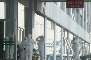 Cách ly Bệnh viện Bệnh Nhiệt đới Trung ương