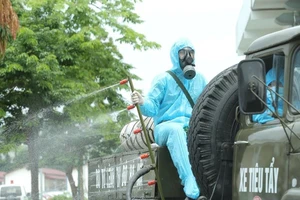 Hà Nội phát hiện 2 ca nghi nhiễm COVID-19 sau chuỗi ngày không ca mắc