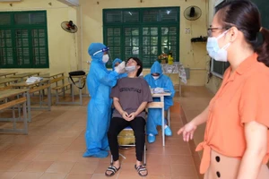 Hà Nội thêm 4 ca dương tính COVID-19, liên quan Khu công nghiệp Bắc Thăng Long