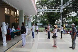 Sáng 19-7: thêm 2.015 ca mắc, TP.HCM, Đồng Nai, Bình Dương vẫn là điểm nóng