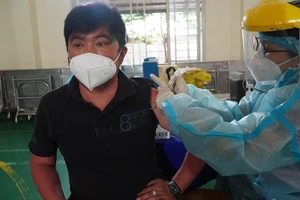 Bộ Y tế đề nghị hoàn thiện xem xét cấp phép khẩn cấp vaccine NANOCOVAX