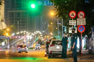 Hà Nội ghi nhận 101 ca COVID-19 trong 24 giờ, nhiều ca mắc dịch tễ phức tạp