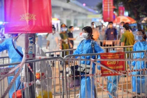 Các địa phương đang giãn cách xã hội phải xét nghiệm toàn dân xong trước 15-9