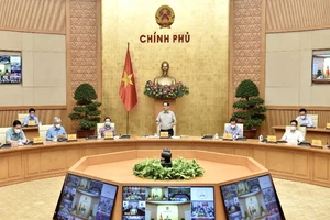 Thủ tướng: Cố gắng đến 30-9 từng bước nới lỏng để khôi phục kinh tế-xã hội