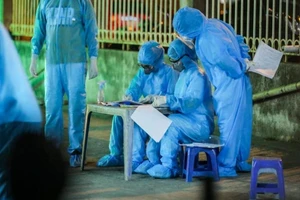 Tối 8-11 thêm gần 8.000 ca mắc mới, ca mắc tại TP.HCM tăng cao