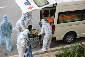 Tối 18-11: Ca nhiễm mới vượt 10.000, TP.HCM nhiều nhất với 1.609 ca