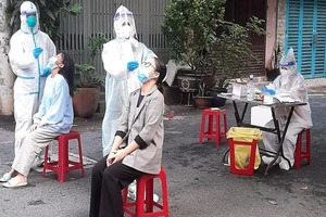 Bộ Y tế: F1 đã tiêm đủ liều vaccine COVID-19 cách ly tại nhà 7 ngày