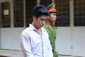 Đâm bạn nhậu vì không cho mua mồi