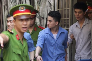 Ngồi tù cả đời vì giúp bạn 'lấy le' với bạn gái