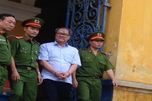 Vụ 9.000 tỉ: 2 nhân vật quan trọng vắng mặt