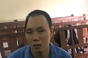 Bị cáo liên tục đòi 'trả não lại cho tôi'...