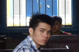 Đòi tán tỉnh bạn gái nạn nhân còn đâm chết nạn nhân