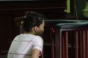 Cô gái tưới xăng đốt người tình và cái kết... quá đắng