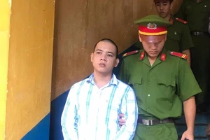 Bị đâm chết cũng vì dựng chuyện