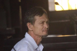 Giết người rồi đào hầm để lẩn trốn