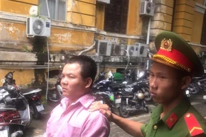 Bị cáo đọc báo Pháp Luật TP.HCM biết 'bị tòa xử nặng'