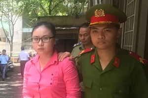 Vụ tạt acid bạn: Bị cáo nói sẽ chăm sóc nạn nhân cả đời