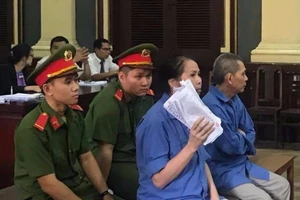 Cặp vợ chồng với chiêu lừa các đại gia hàng trăm tỉ