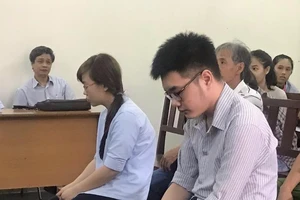 Bị cáo con 1, phía nạn nhân rút kháng cáo tăng án tử 