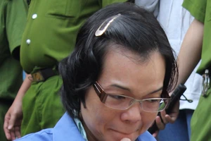 Hoãn xử vụ “siêu lừa” Huyền Như chưa rõ lý do