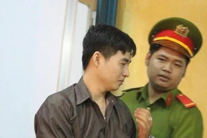 Đòi 'yêu' bằng tư thế độc lạ, giám đốc bị người tình giết chết