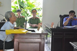 3 thẩm phán xử Nguyễn Khắc Thủy dâm ô có trách nhiệm như nhau