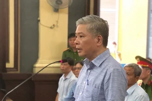 Nguyên nhân phó thống đốc đã về hưu vẫn phải hầu tòa