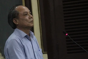 Tòa truy hỏi phó chánh thanh tra Ngân hàng Nhà nước