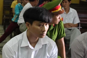 Nợ tiền không chịu trả bị đồng nghiệp đâm chết