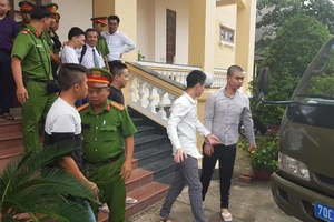 Điều tra lại vụ cặp nam nữ bị truy đuổi đâm gốc cây tử vong