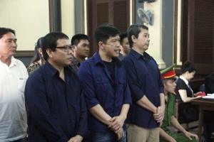 CSGT thừa nhận cầm 1,2 tỉ đồng đưa hối lộ giúp