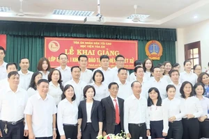 Khai giảng lớp nghiệp vụ xét xử tại TP.HCM