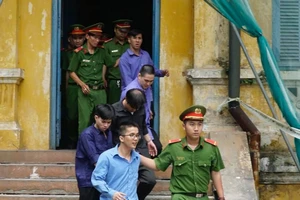 Đề nghị phạt cựu CSGT kêu côn đồ đánh người 11-13 năm tù