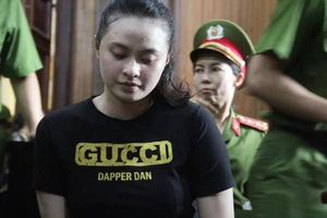 Luật sư đề nghị chuyển tội danh cho hot girl Ngọc Miu