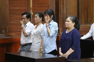 Điều tra tiếp nhiều người trong vụ cán bộ phường tham ô 7 tỉ