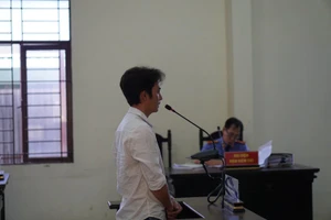 Thêm tài xế hủy hoại tài sản trạm BOT An Sương lãnh án