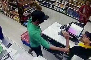 Nhóm thiếu niên cướp 11 cửa hàng tiện lợi sắp hầu tòa