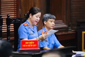 Đề nghị xử 12 bị cáo vụ VN Pharma từ 20 năm tù trở xuống