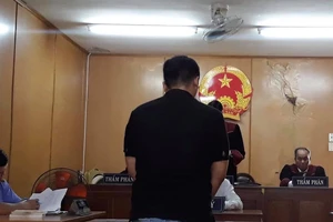 Một công an mất sự nghiệp vì tham gia cướp giật 10 năm trước