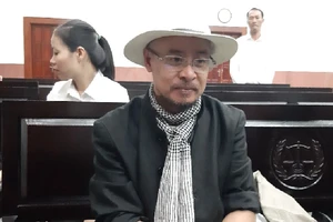 Tòa vào tận bệnh viện xác minh bệnh tình bà Diệp Thảo